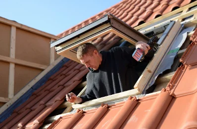 Pose de fenêtres de toit Velux à Croixdalle
